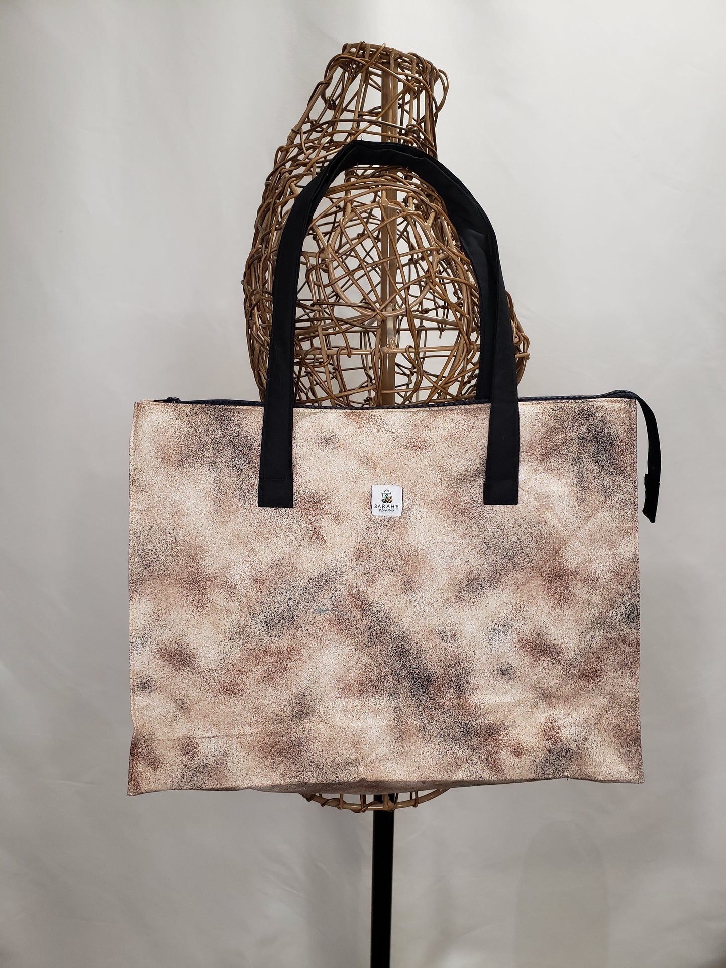 Tote Bag, Beige and Black Zippered Tote Bag, Quilted Tote bag, Beige Carry bag, Large Project bag, Large travel bag