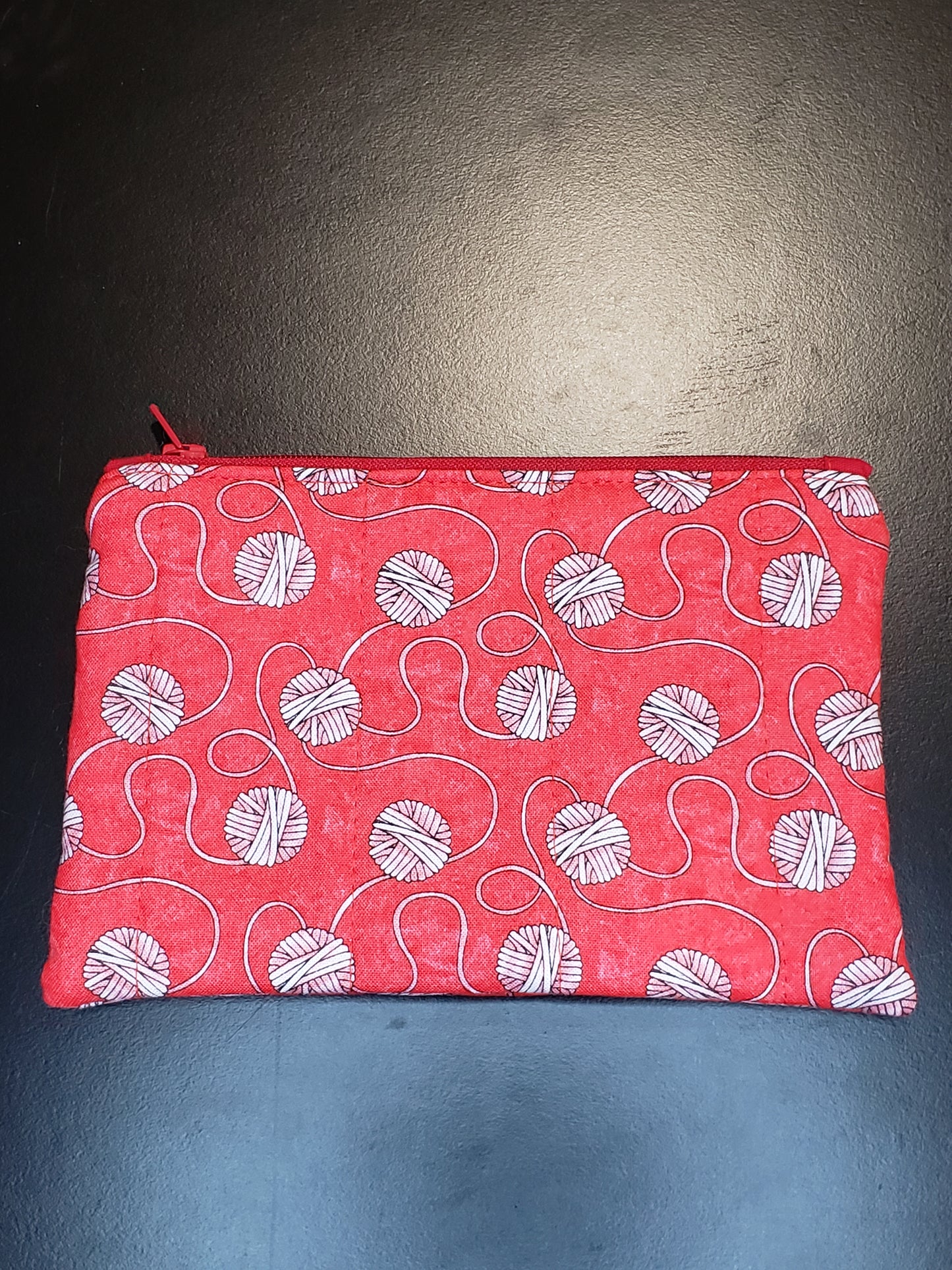 Zippered pouch, Red Notions pouch, Coin Purse, Notions Pouch, Red Coin Purse, Red Zippered Pouch