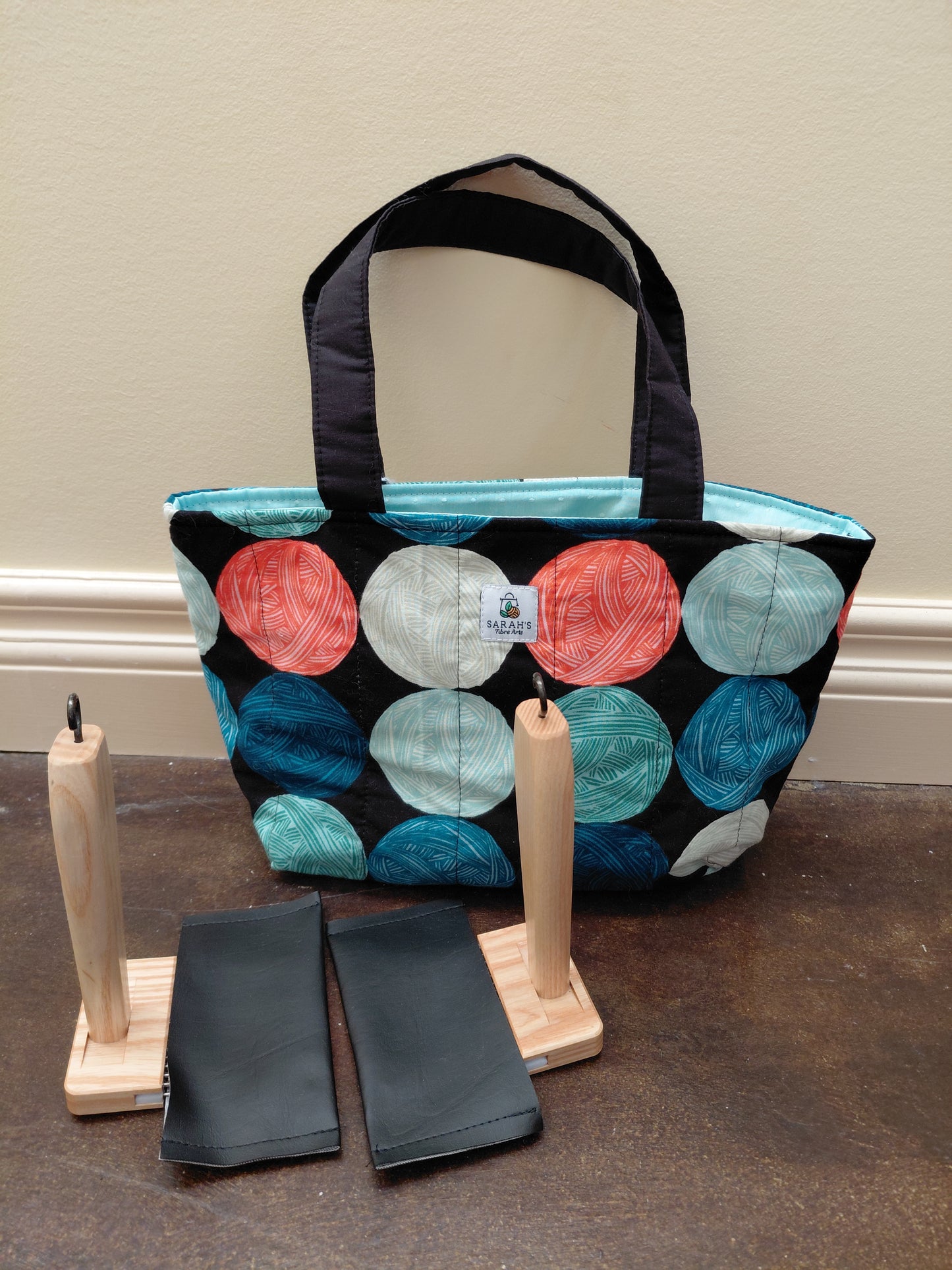 Hand Comb bag, Black Hand Comb Bag, Yarn Balls Hand Comb Bag, Black Bag, Bag for Spinners Hand Combs, Black Comb bag