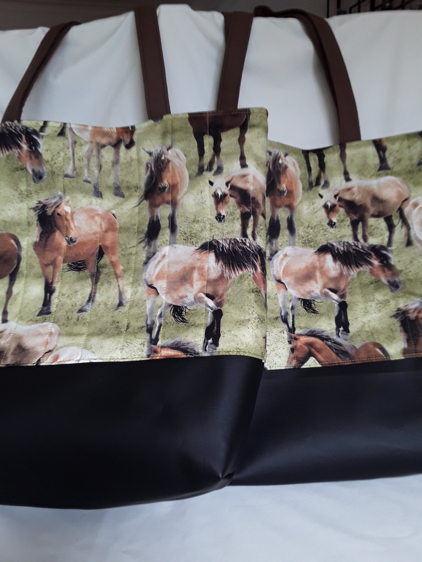 Tote bag, Horse Tote Bag, Horses Tote Bag, Green Tote Bag, Horses Travel Bag, Horses Carry Bag