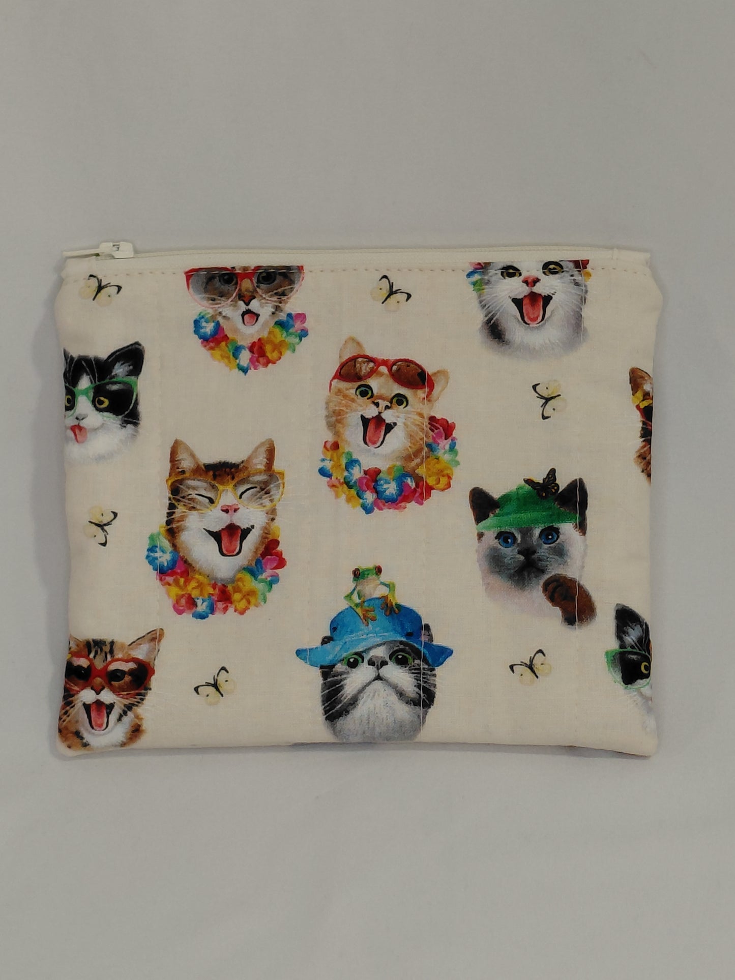 Zippered pouch, Cats notions bag, Cat coin purse, cat coin pouch, colourful cats bag, funny cats bag