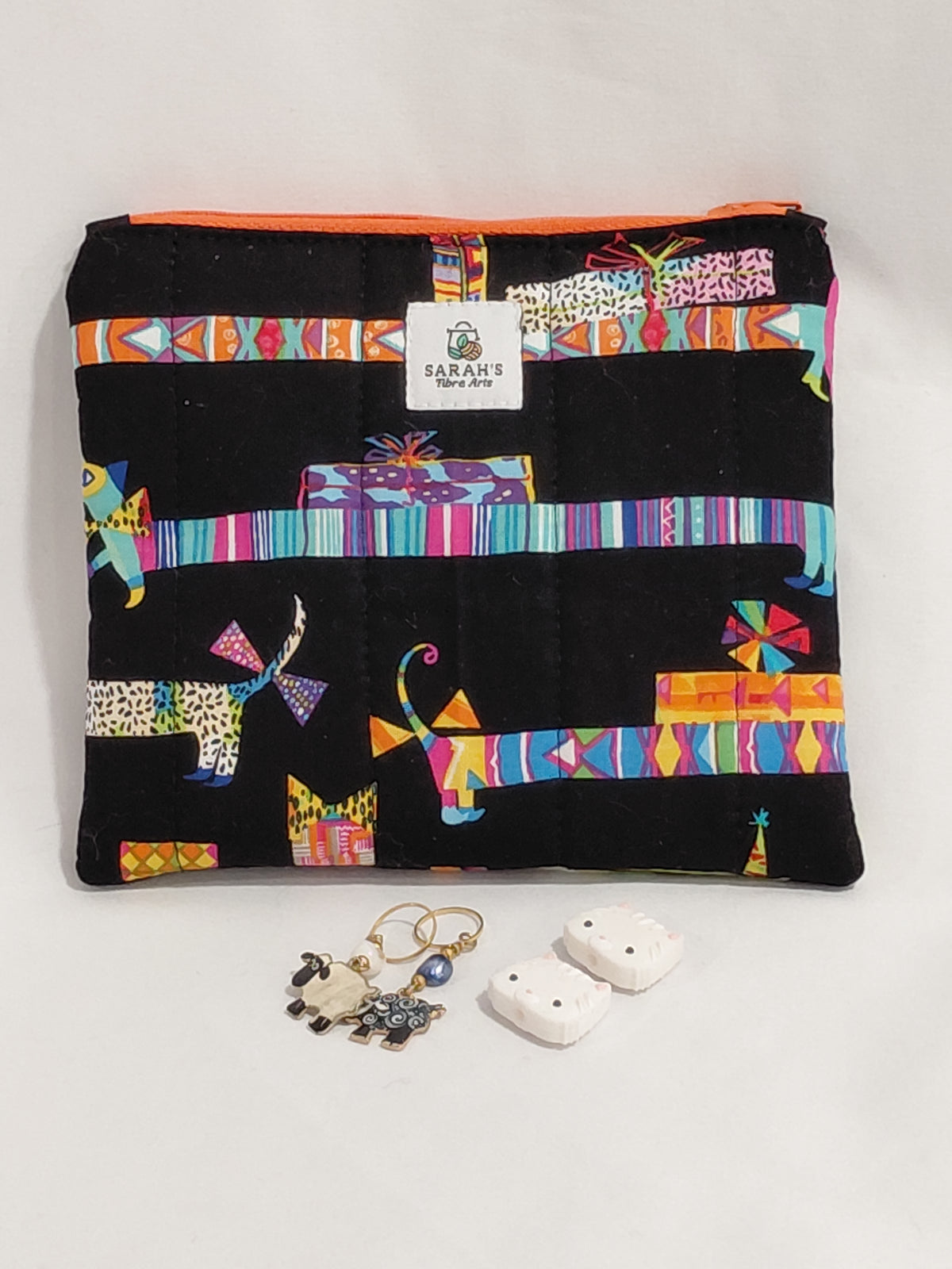 Zippered pouch, Dogs notions bag, Dog coin purse, Dog coin pouch, colourful dogs bag