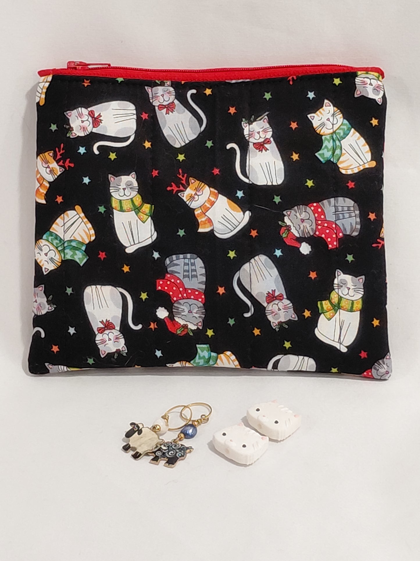 Zippered pouch, Cats notions bag, Cat coin purse, cat coin pouch, colourful cats bag, exotic cats bag
